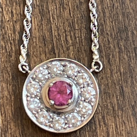 🛍️HOST PICK🛍️ Gorgeous Pink Sapphire and Diamond 14ct Gold - Picture 1 of 5